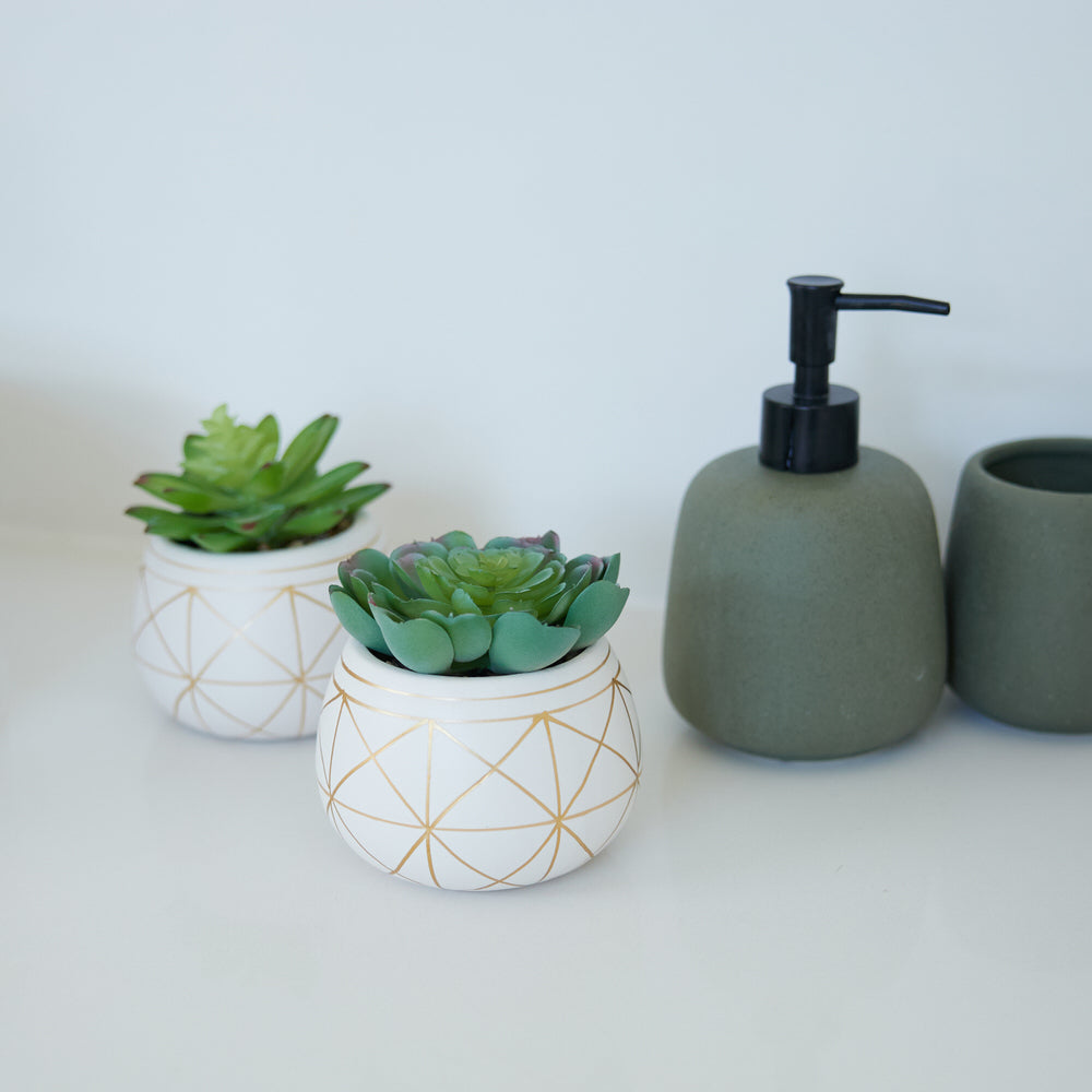 Set of 2 Faux Succulents in Geometric Pots Ø10x12cm